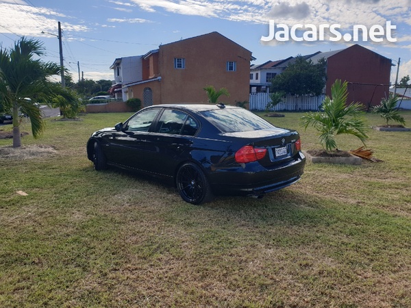 BMW 3-Series 2,0L 2011-2