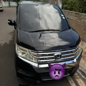 Honda Stepwgn Spada