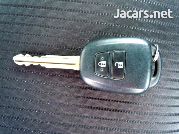 Toyota Probox 1,5L 2016-5
