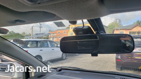 Nissan AD Wagon 1,5L 2016-4
