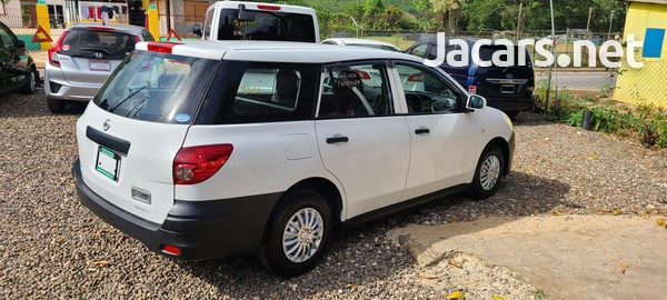 Nissan AD Wagon 1,5L 2017-2