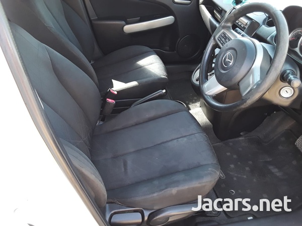 Mazda Demio 1,5L 2012-11