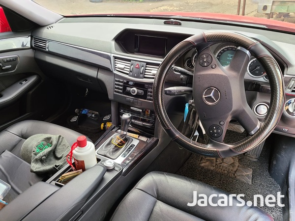 Mercedes-Benz E-Class 2,0L 2010-4
