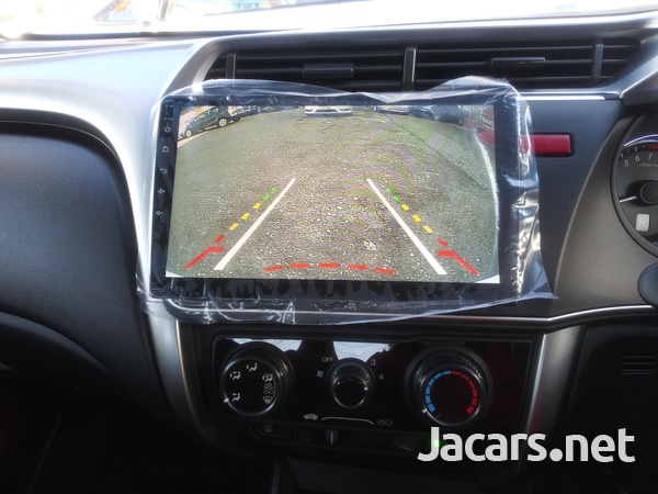Honda Grace 1,5L 2017-9