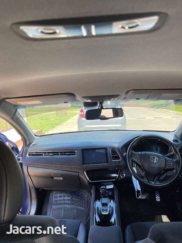 Honda Vezel 1,5L 2016-9