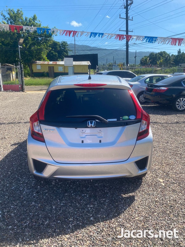 Honda Fit 1,5L 2016-3