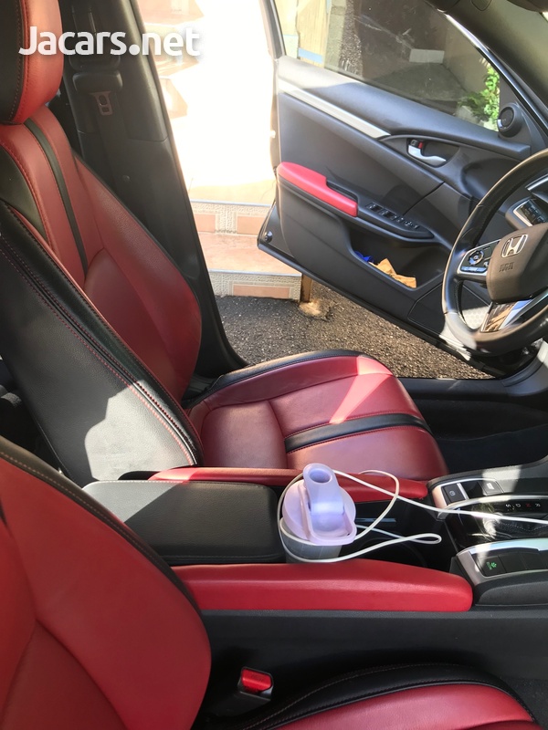 Honda Civic 1,5L 2019-4