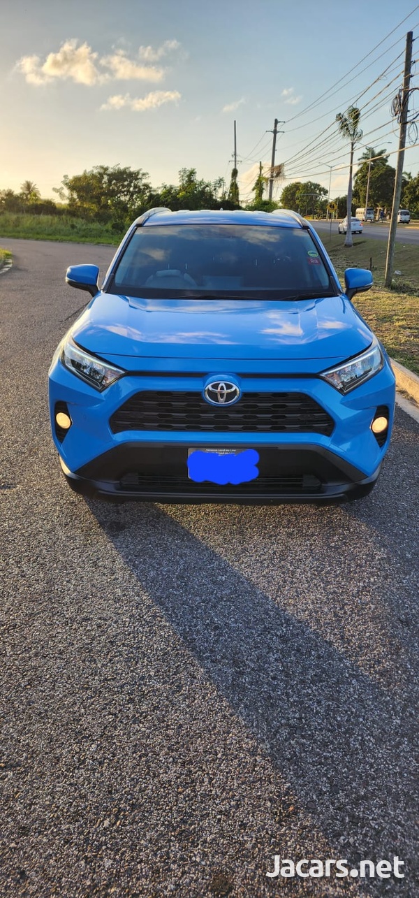 Toyota RAV4 2,0L 2020-1