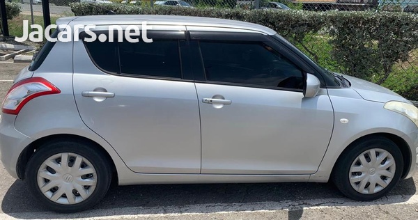 Suzuki Swift 1,3L 2012-3