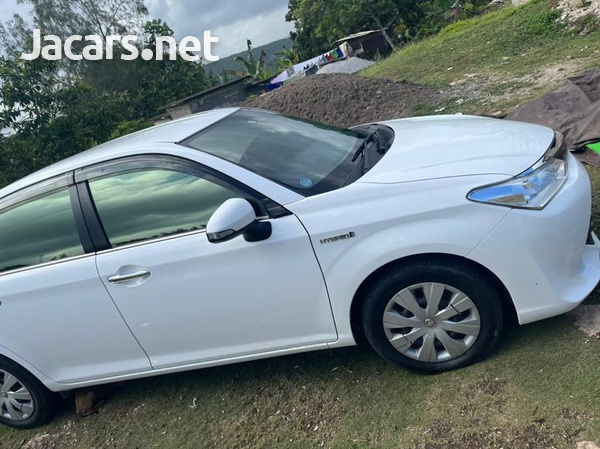 Toyota Axio 1,4L 2015-4