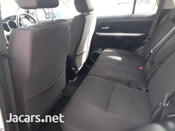 Suzuki Grand Vitara 2,0L 2012-5