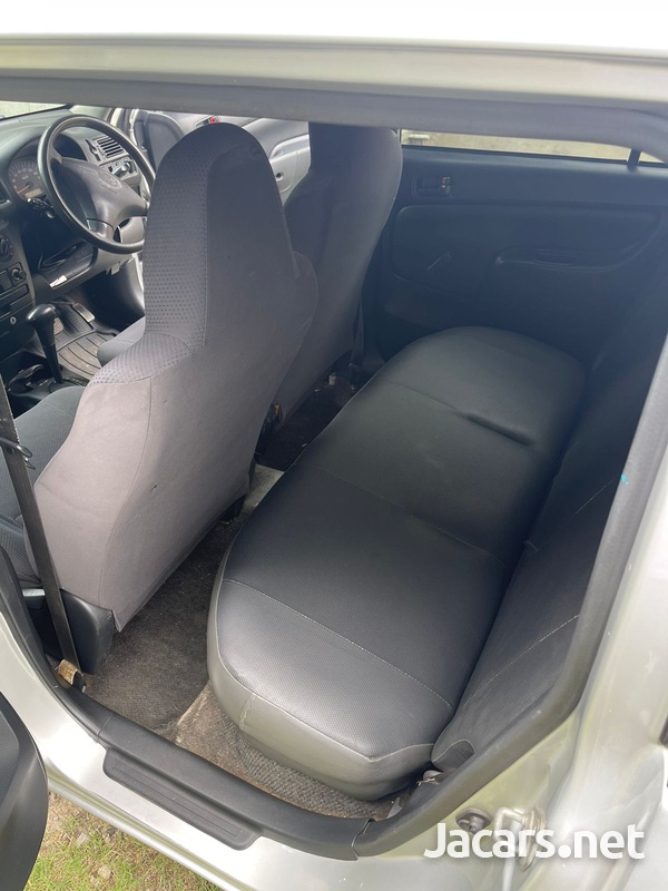 Toyota Probox 1,5L 2009-5
