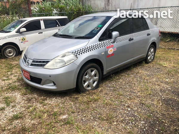 Nissan Tiida 1,5L 2012-3