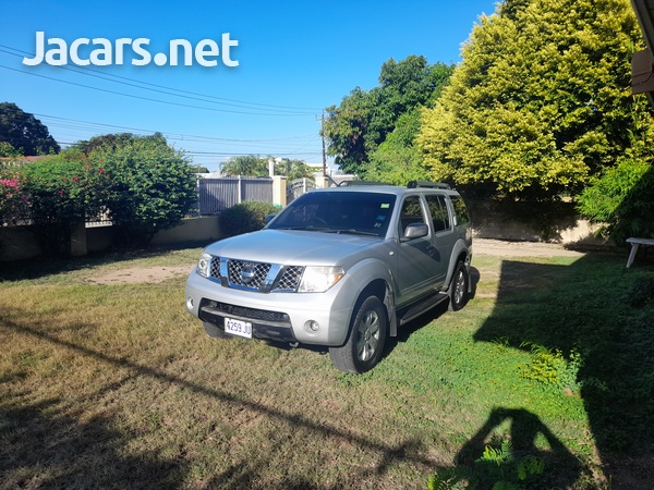 Nissan Pathfinder 3,0L 2006-1