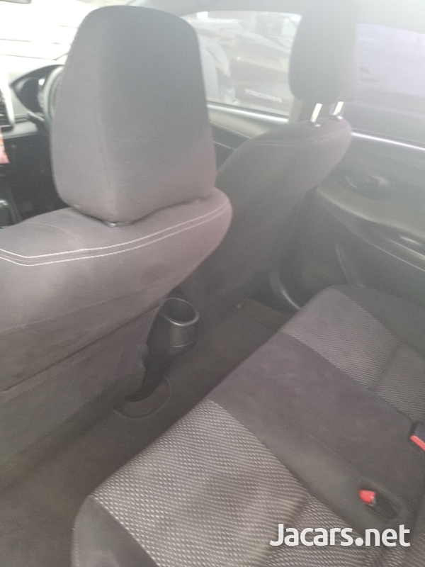 Toyota Yaris 1,5L 2017-8