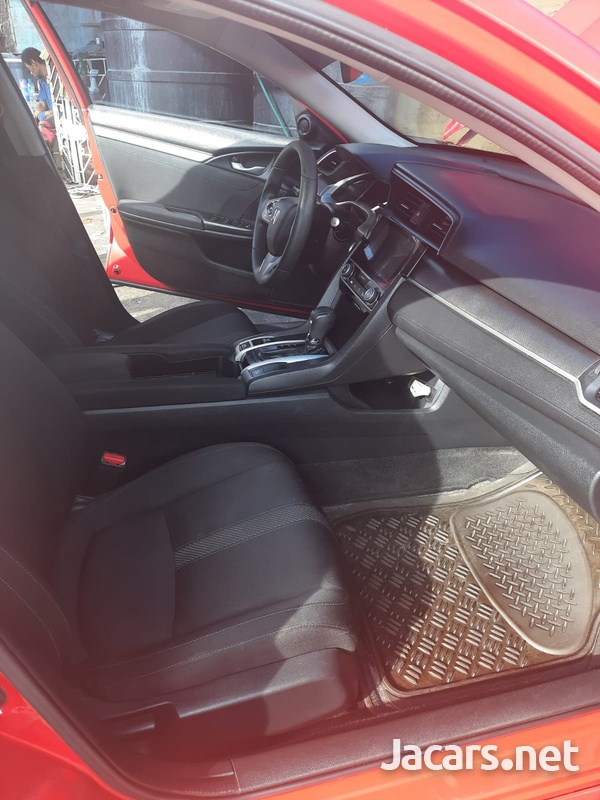 Honda Civic 2,0L 2017-7
