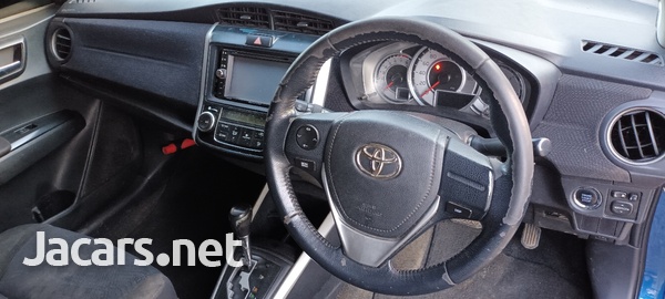Toyota Fielder 1,8L 2014-13