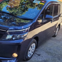 Toyota Voxy 2,0L 2015 Toyota Voxy 2,0L 2015