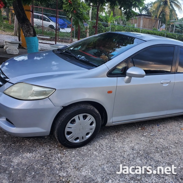 Honda Fit Aria 1,3L 2008-6
