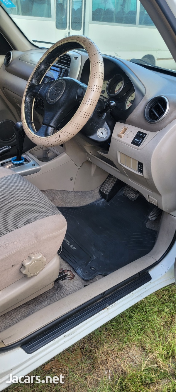Toyota RAV4 2,0L 2001-4