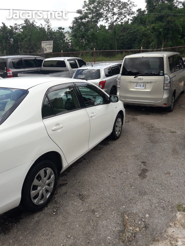 Toyota Axio 1,8L 2011-10