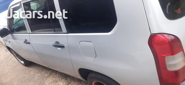 Toyota Probox 1,8L 2012-3