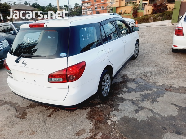Nissan Wingroad 1,5L 2016-5