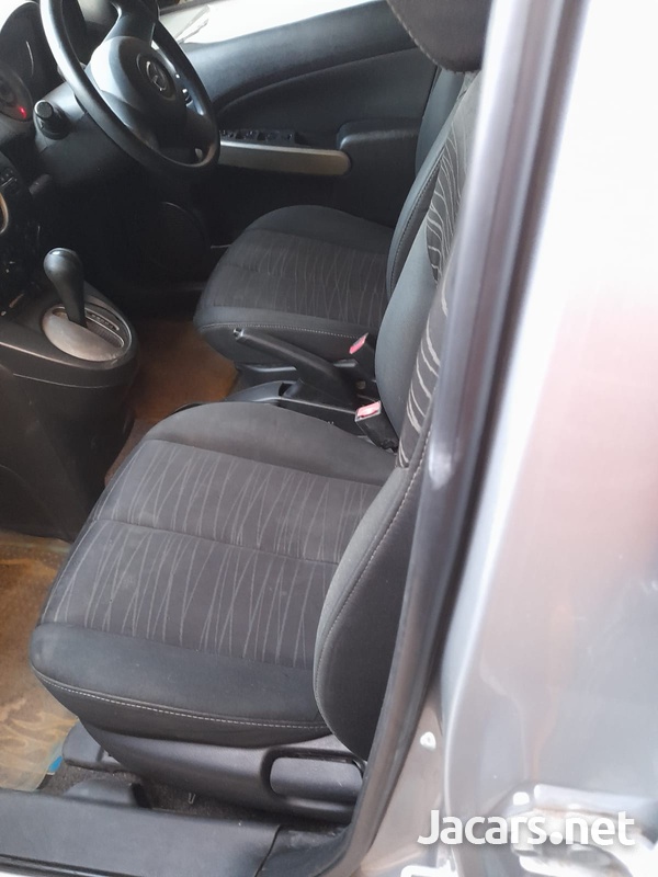 Mazda Demio 1,3L 2008-5