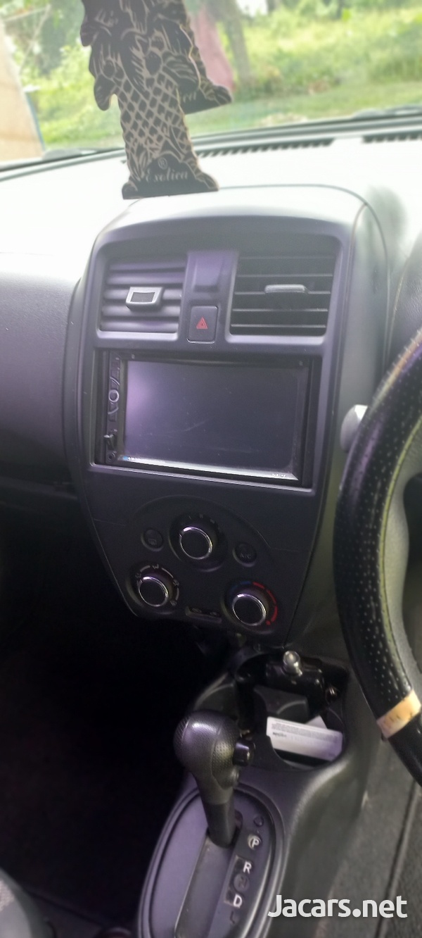 Nissan Latio 1,3L 2016-13