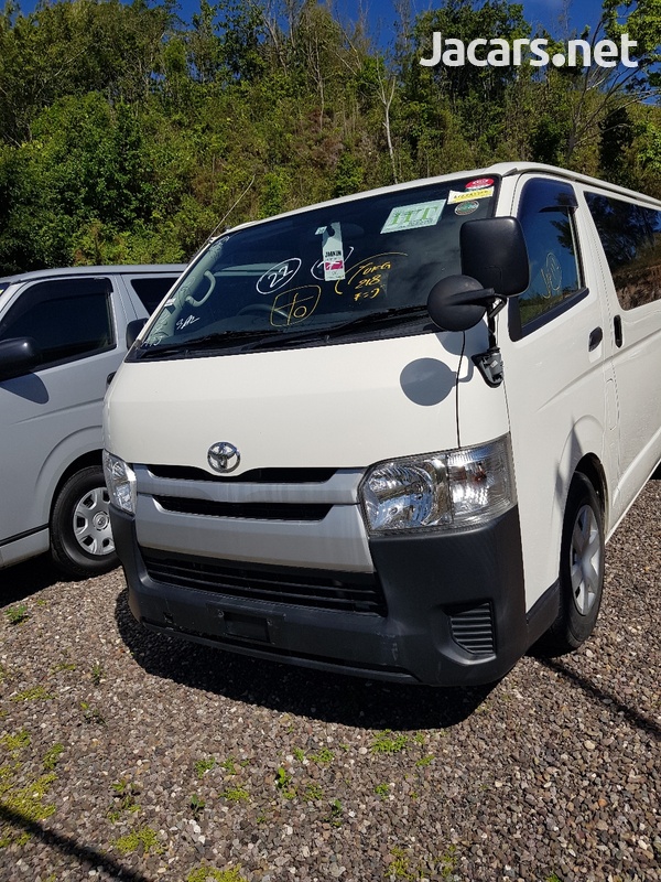2016 Toyota Hiace-8