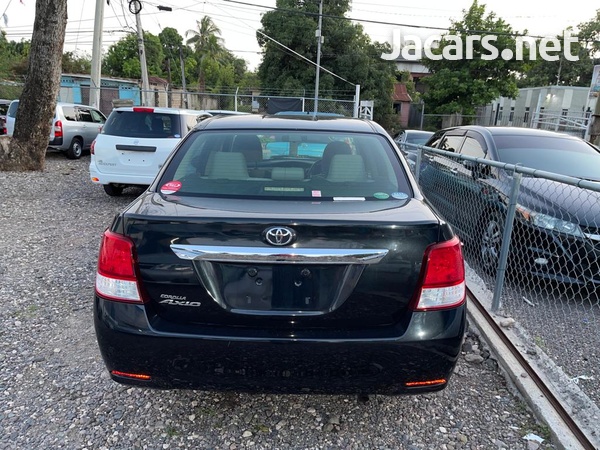 Toyota Axio 1,5L 2014-4