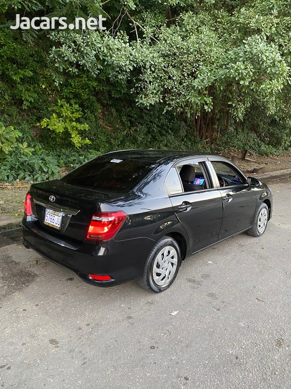 Toyota Axio 1,5L 2017-4