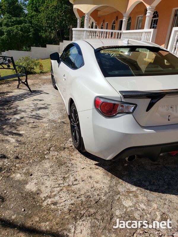 Toyota Scion 1,5L 2015-6