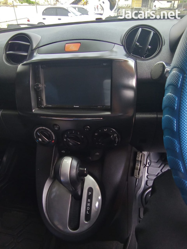 Mazda Demio 1,6L 2014-4