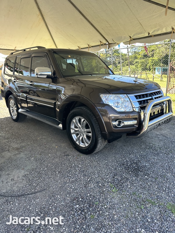 Mitsubishi Pajero 3,0L 2019-1