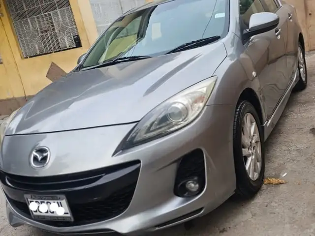 Mazda 3