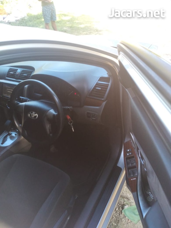 Toyota Allion 1,8L 2013-2