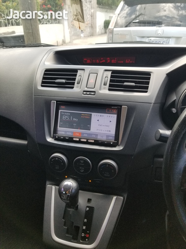Nissan LaFesta 2,0L 2012-9