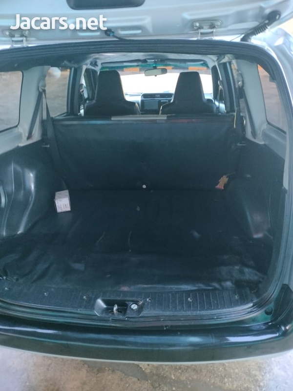 Toyota Probox 1,5L 2015-3