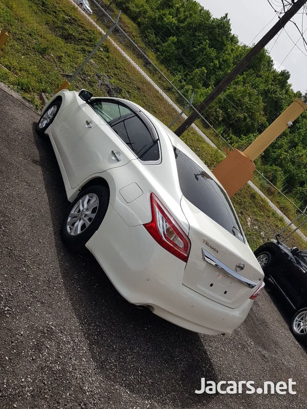 Nissan Teana 2,5L 2016-5