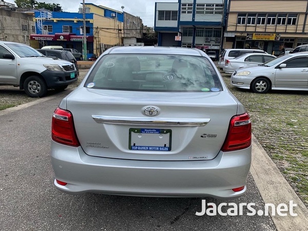 Toyota Axio 1,5L 2016-5