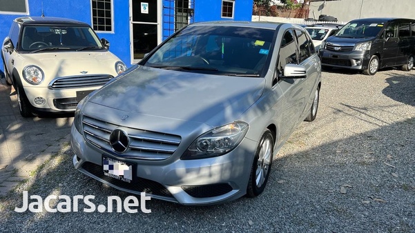Mercedes-Benz B-Class 1,6L 2012-1