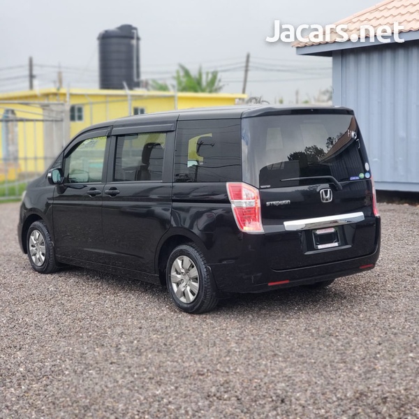 Honda Stepwgn 2,0L 2014-14