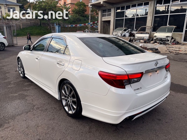 Toyota Mark X 3,5L 2015-7