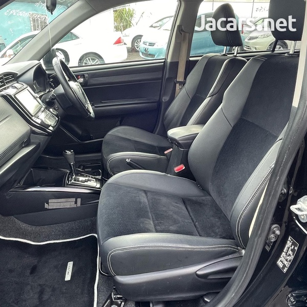 Toyota Fielder 1,5L 2013-6