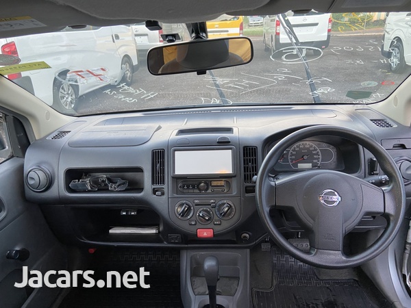 Nissan AD Wagon 1,5L 2016-6