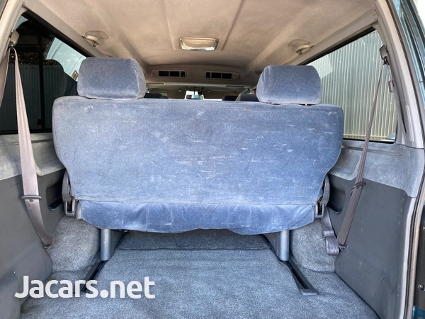 Toyota Hiace 3,0L 2002-5