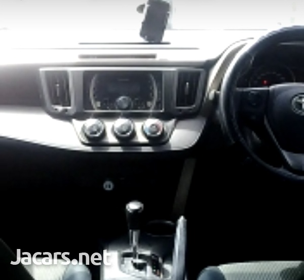 Toyota RAV4 2,4L 2013-11