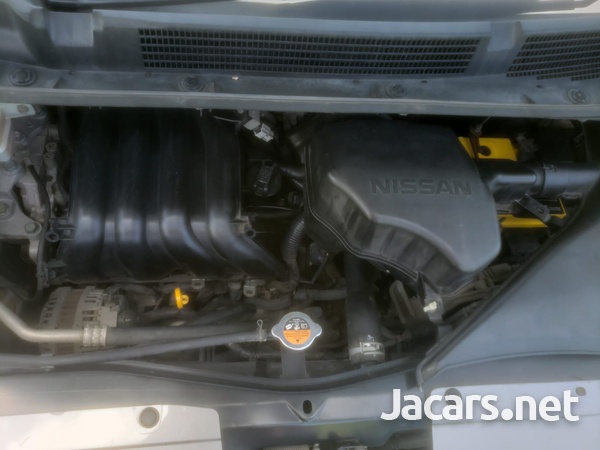 Nissan Serena 2,0L 2013-2