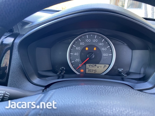Toyota Axio 1,5L 2016-8